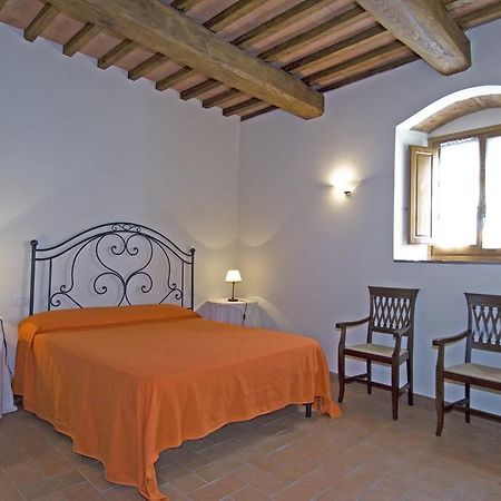 Agriturismo Campo Lungo San Donato in Poggio 객실 사진